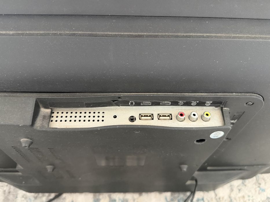 Sony телевизор , хороший телевизор