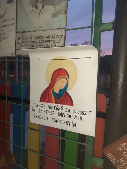 Icoane pictate de mana