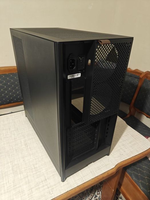 Корпус Montech hs02 новый!