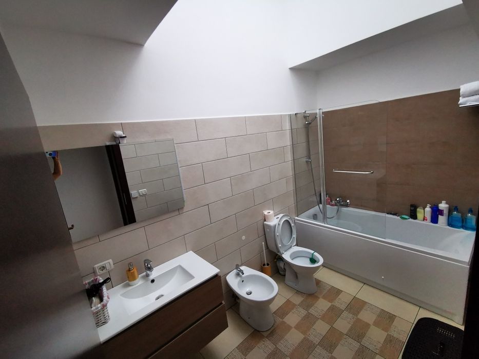 Duplex complet mobilat in Chisoda, 3 camere, vatra veche