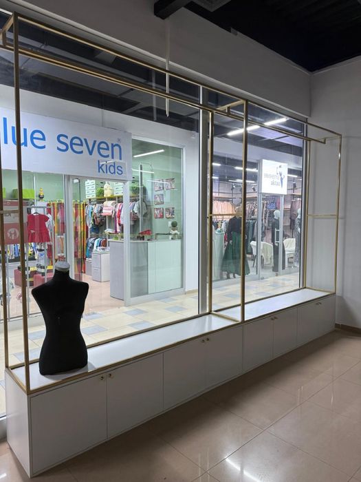 Продается мебель для магазина