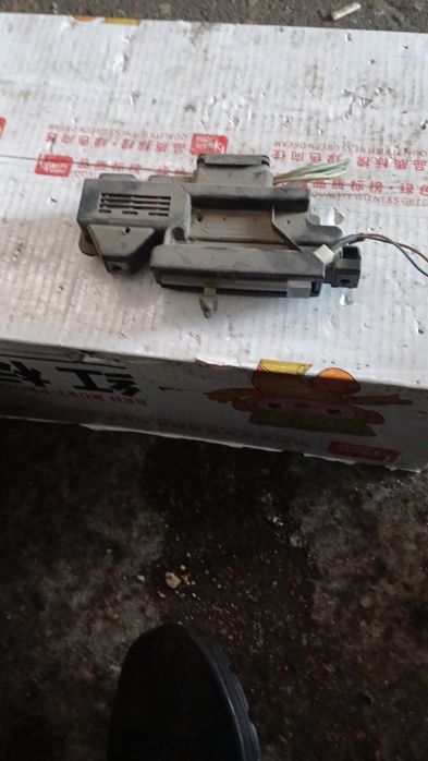 Включатель печки Мерседес 190 на 1986г