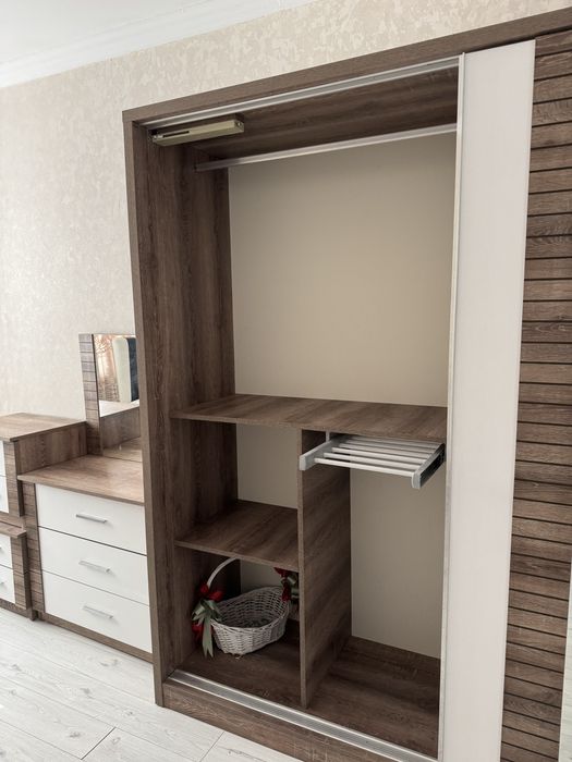 Спальный гарнитур