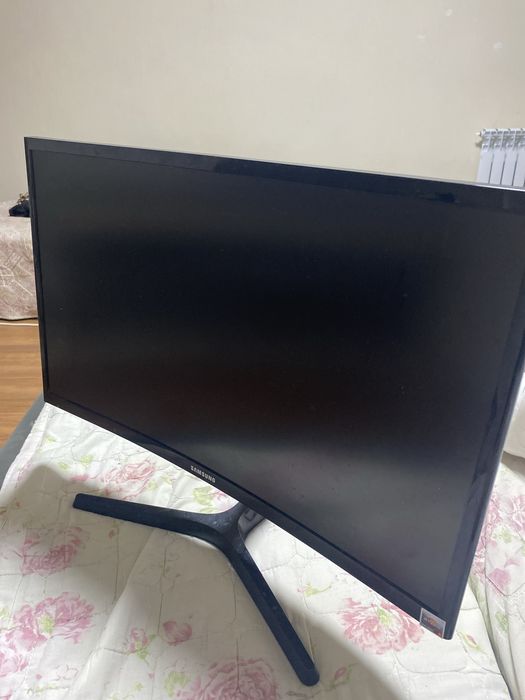Монитор samsung CF396