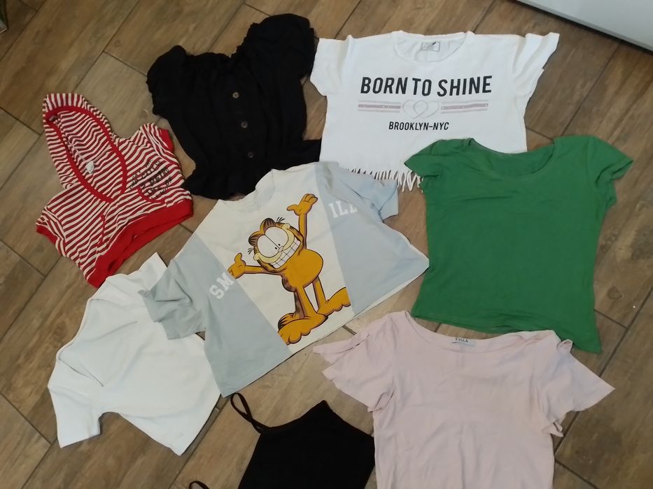 Lot tricouri diferite marimi