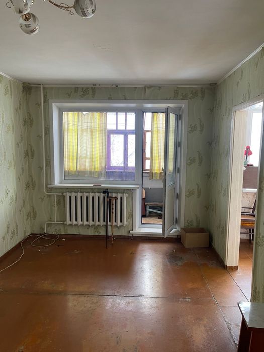 3 комнатная мкрн Западный 3этаж из 5 всего16,400