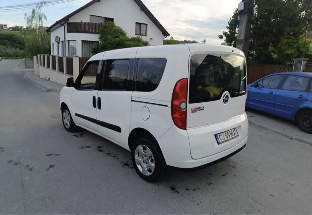 Opel combo tour 2012 Navigatie aer conditionat