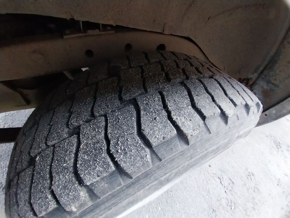 Опель Фронтера 2,4