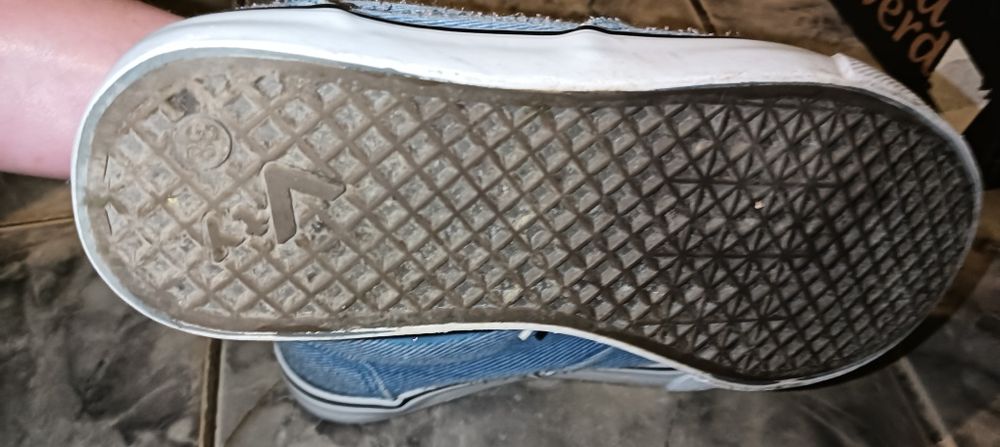 Pantofi blugi Teniși   mărime 38