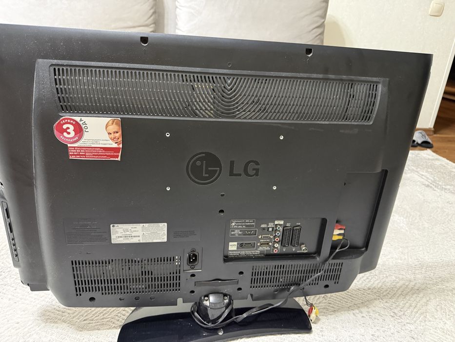 Продам телевизор LG