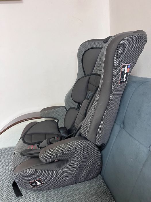 Продается Автокресло