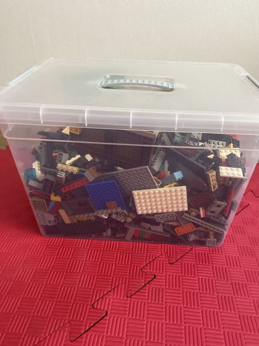 Огромный набор LEGO + Бокс. СРОЧНО!