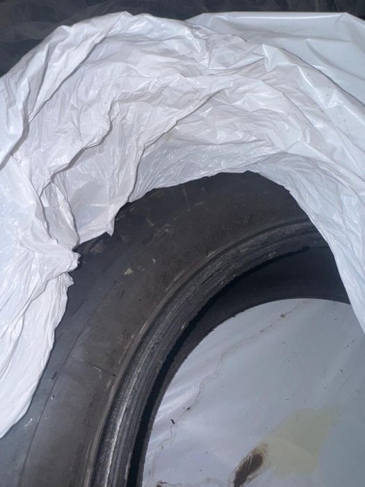 Зимние шины Bridgestone, размер 16