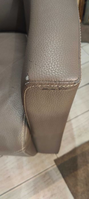 Кресло от изкуствена кожа