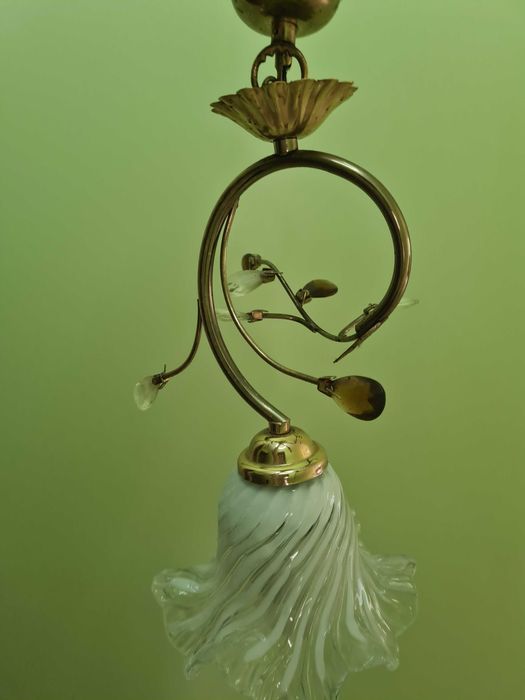 Люстра б/у 1000 тг