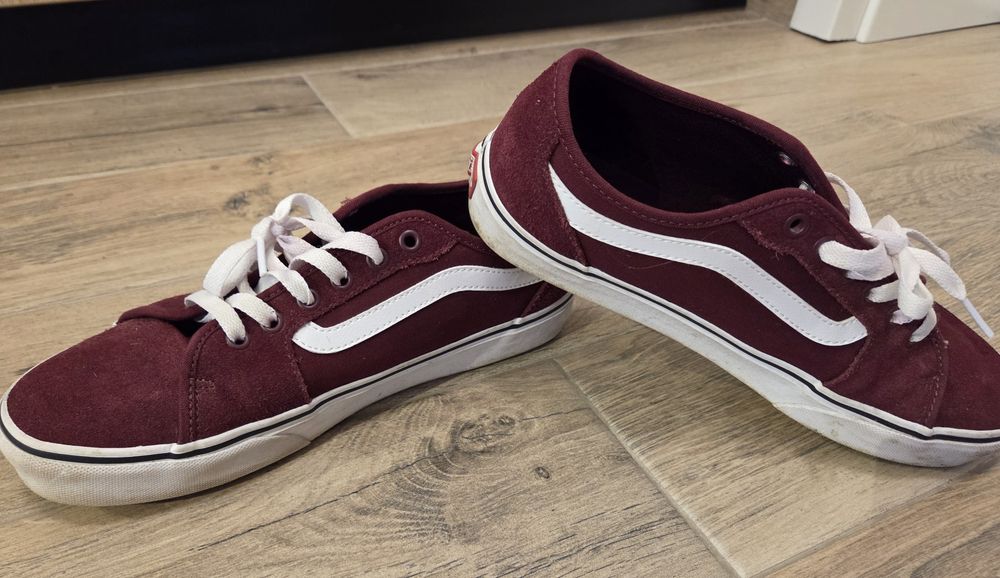 Teniși Vans unisex marime 42