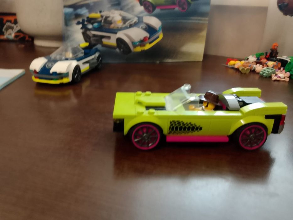 Lego city police car and Muscle car