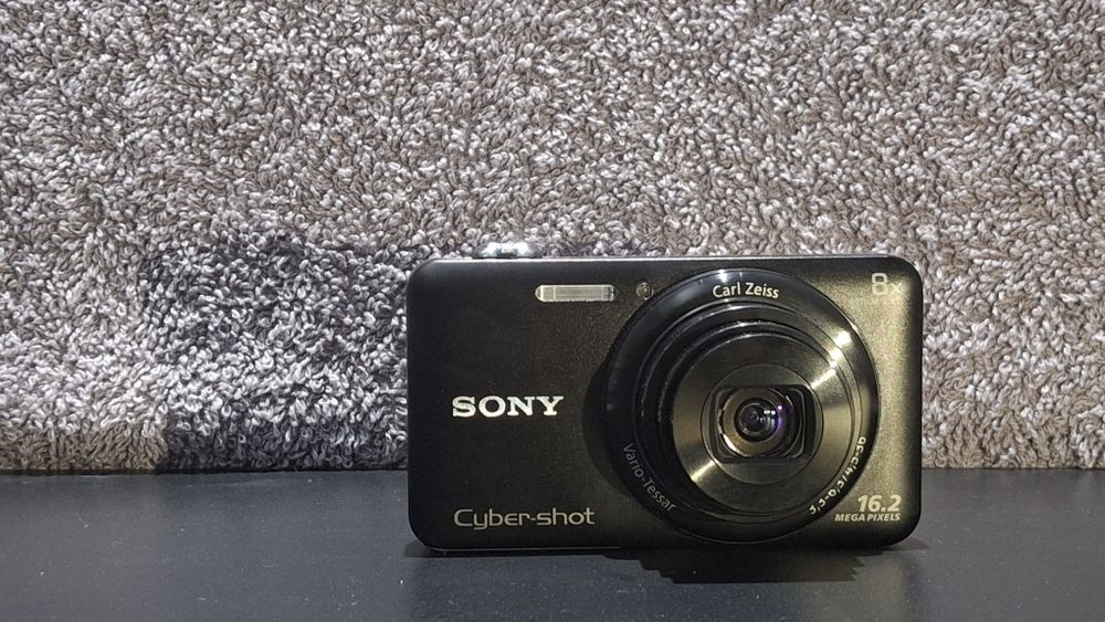 Sony Cyber-shot DSC-WX80