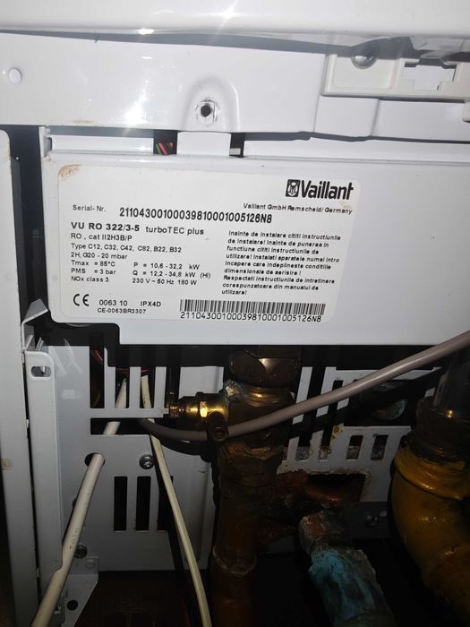 Centrala terminca pe gaz VAILLANT TURBOTEC PLUS VU RO 322/3-5 , 32 kw