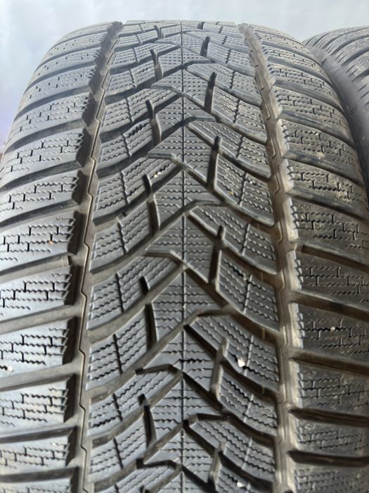 255/40/20 Dunlop dot22