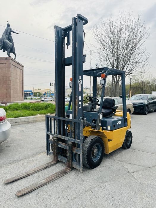 Погрузчик вилочный кара автокара