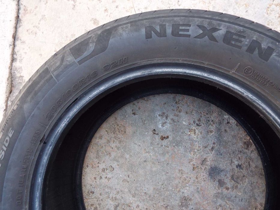 vand 4 anvelope de vara 205/60/16 nexen pret 500lei toate4