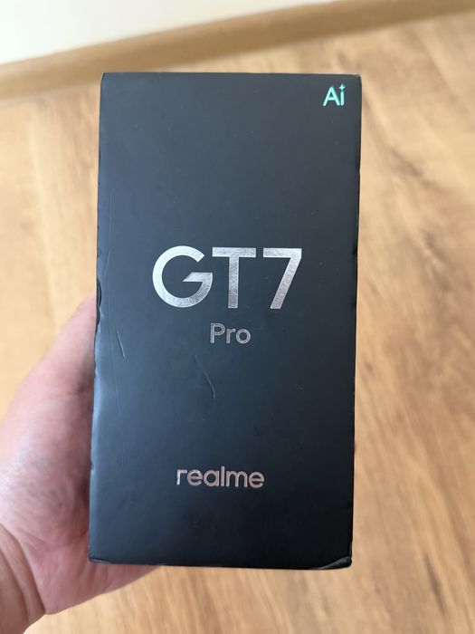 Realme GT 7 Pro 12/256 (8 Elite)