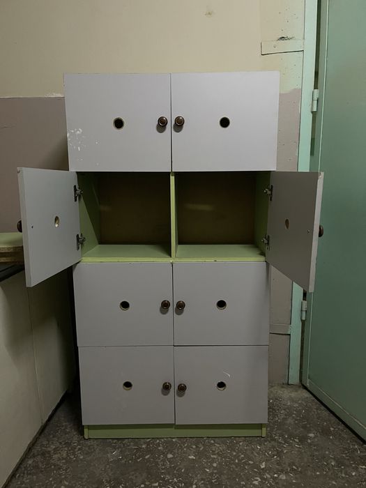 Shkaf sotiladi kelishamiz