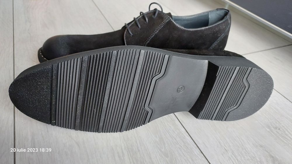 Pantofi negri nr 42 Ridge din piele întoarsă, noi.