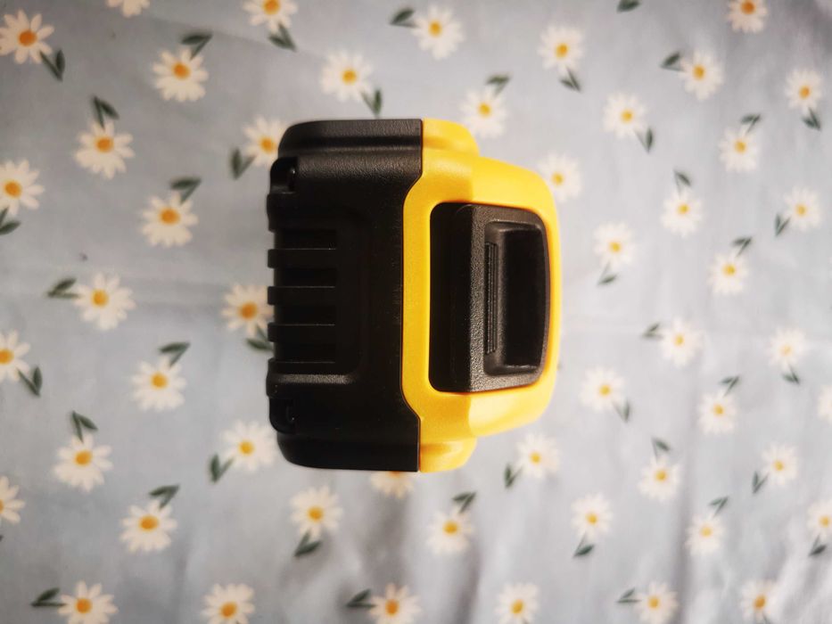 Dewalt батерия dcb184