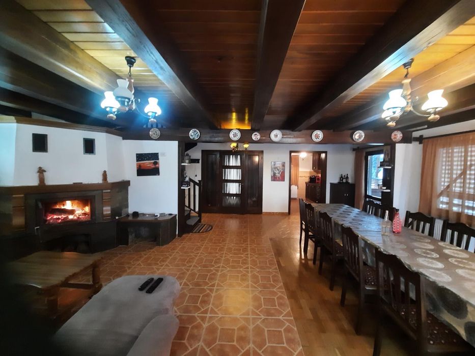 Cabana in Piatra Fantanele  1500 lei pe noapte