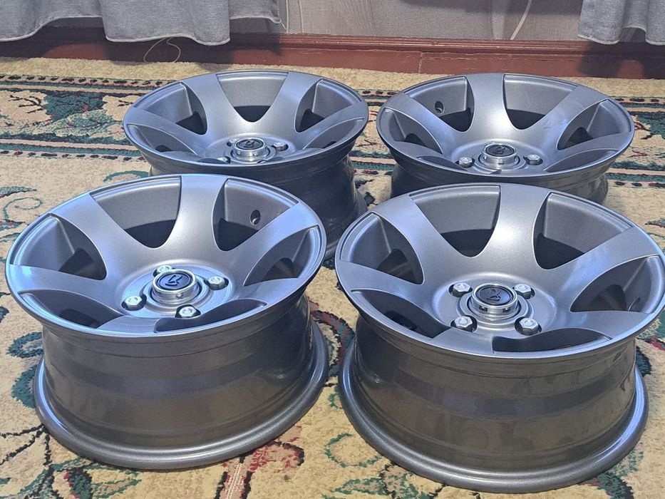 Продаются легкосплавные диски черепаха R 13!