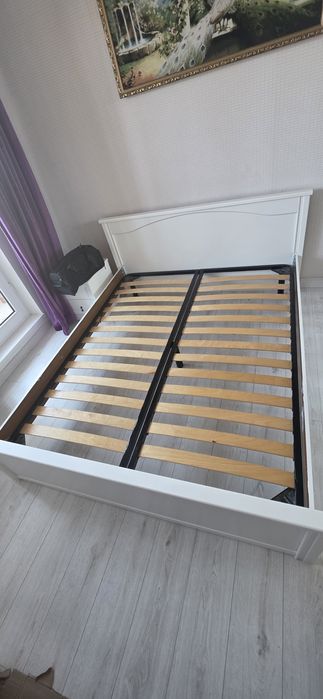Продам кровать с матрасом
