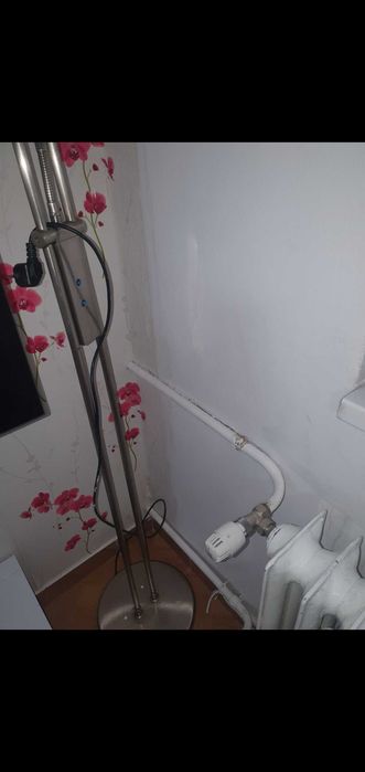 Lampa de podea cu picior LED si 2 variatoare de intensitate