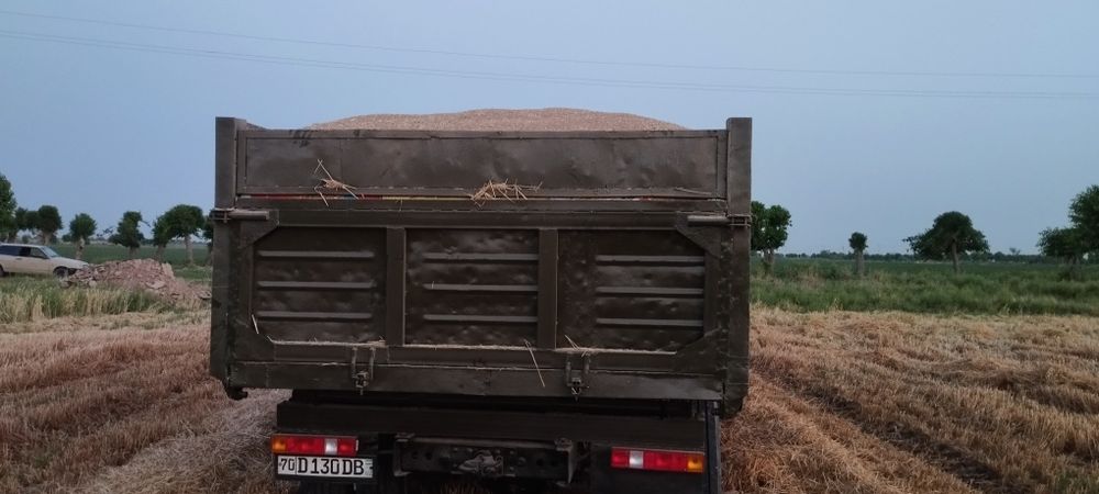 Zil 130  selxoz sotiladi