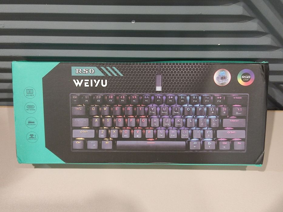 Механическая клавиатура + набор для чистки 7-в-1 (в подарок)