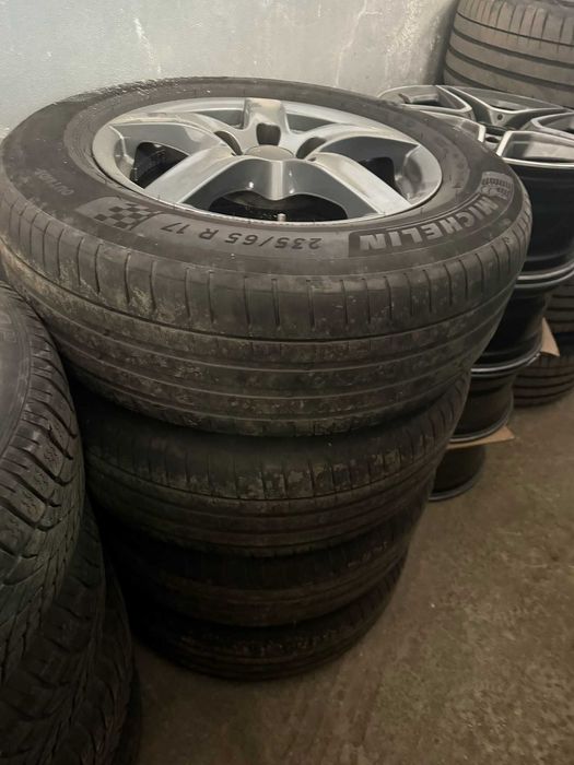 Set jante aliaj Volkswagen Touareg anvelope 235 65 17