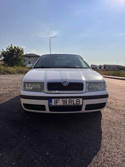 Vând Octavia  7500 lei FIX !!!