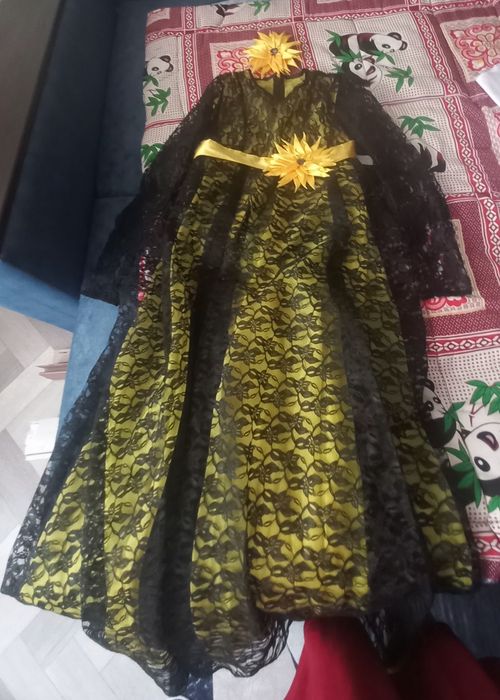 Костюм разные сшили на заказ