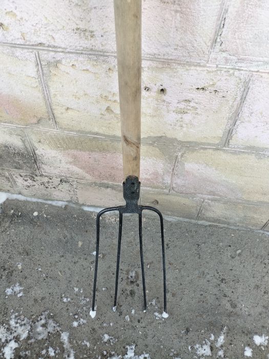 Продаю вилы! Б/У