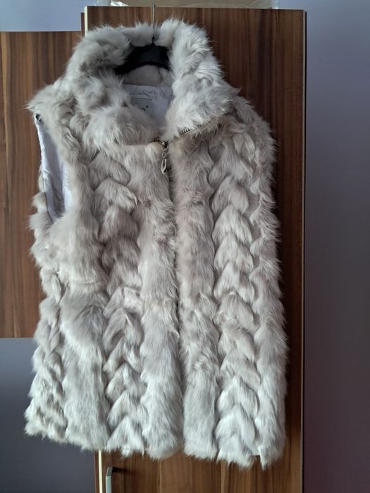 Vesta dama,blana