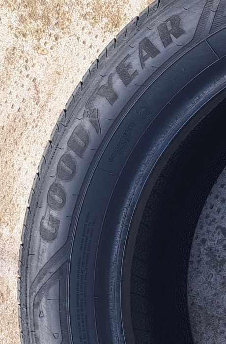 Carucior, cauciuc 23555R19