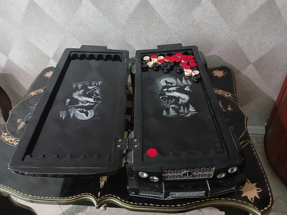 Продаеются нарды склодные и велики