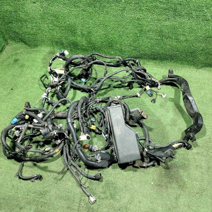 Продам Блок предохранителя коса с проводами Toyota Camry 40 / 45 2,4