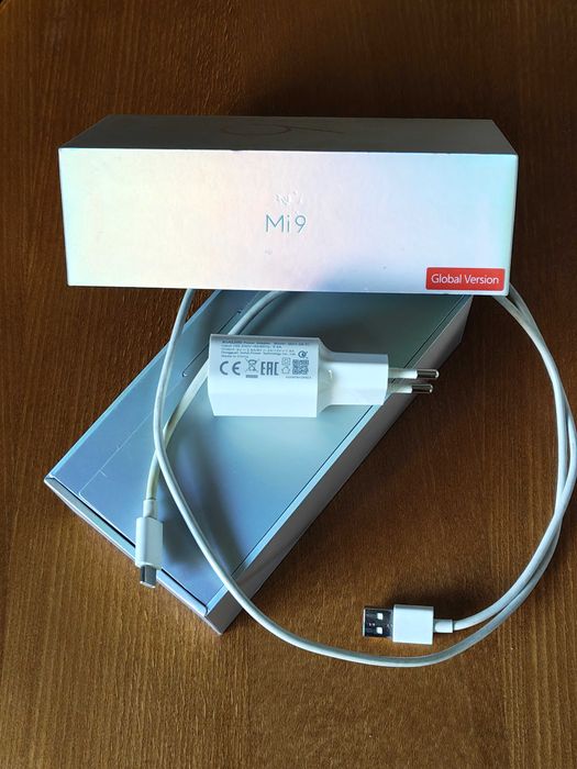 Xiaomi Mi9 64/6 Gb
