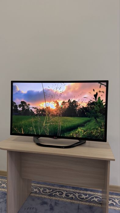Телевизор LG 42LN570V