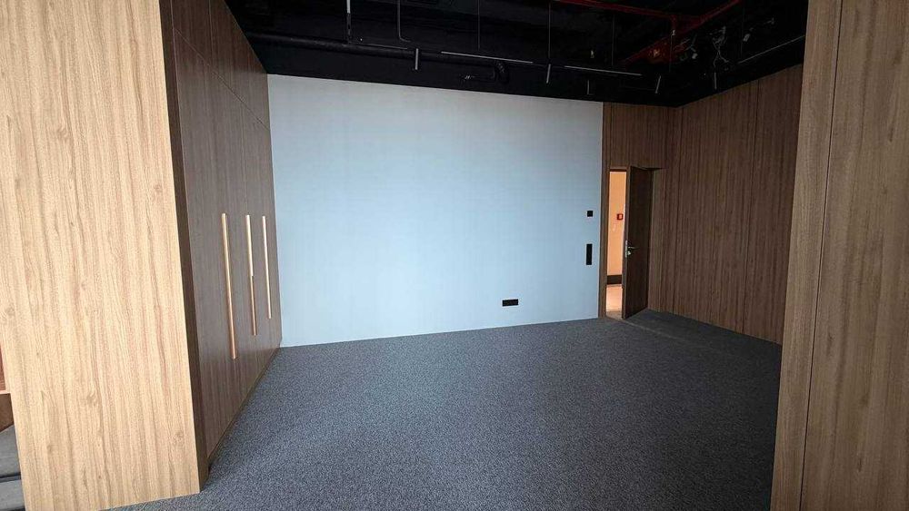Готовый офис  в центре города — успейте купить! ЖК Пирамит Товер 118м2