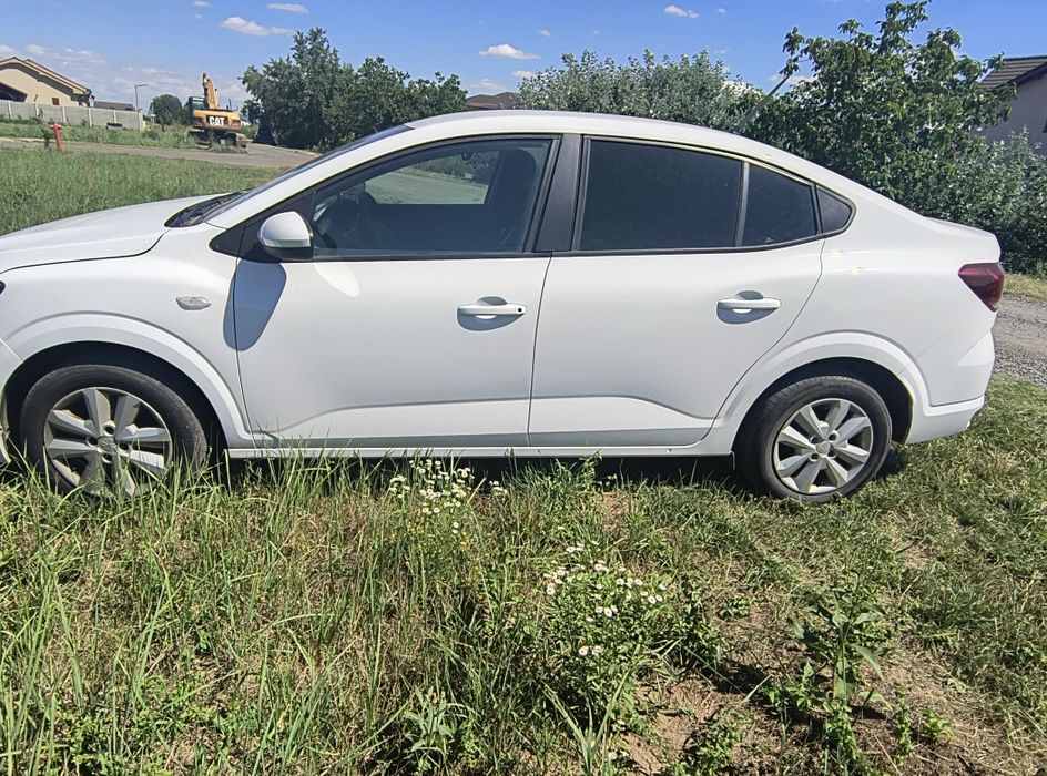DACIA Logan 2023 — imagine 3