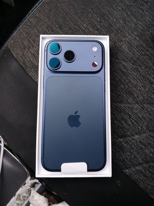 IPhone 17 pro max 256 gb