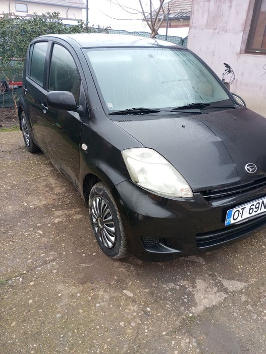 Vând Daihatsu sirion